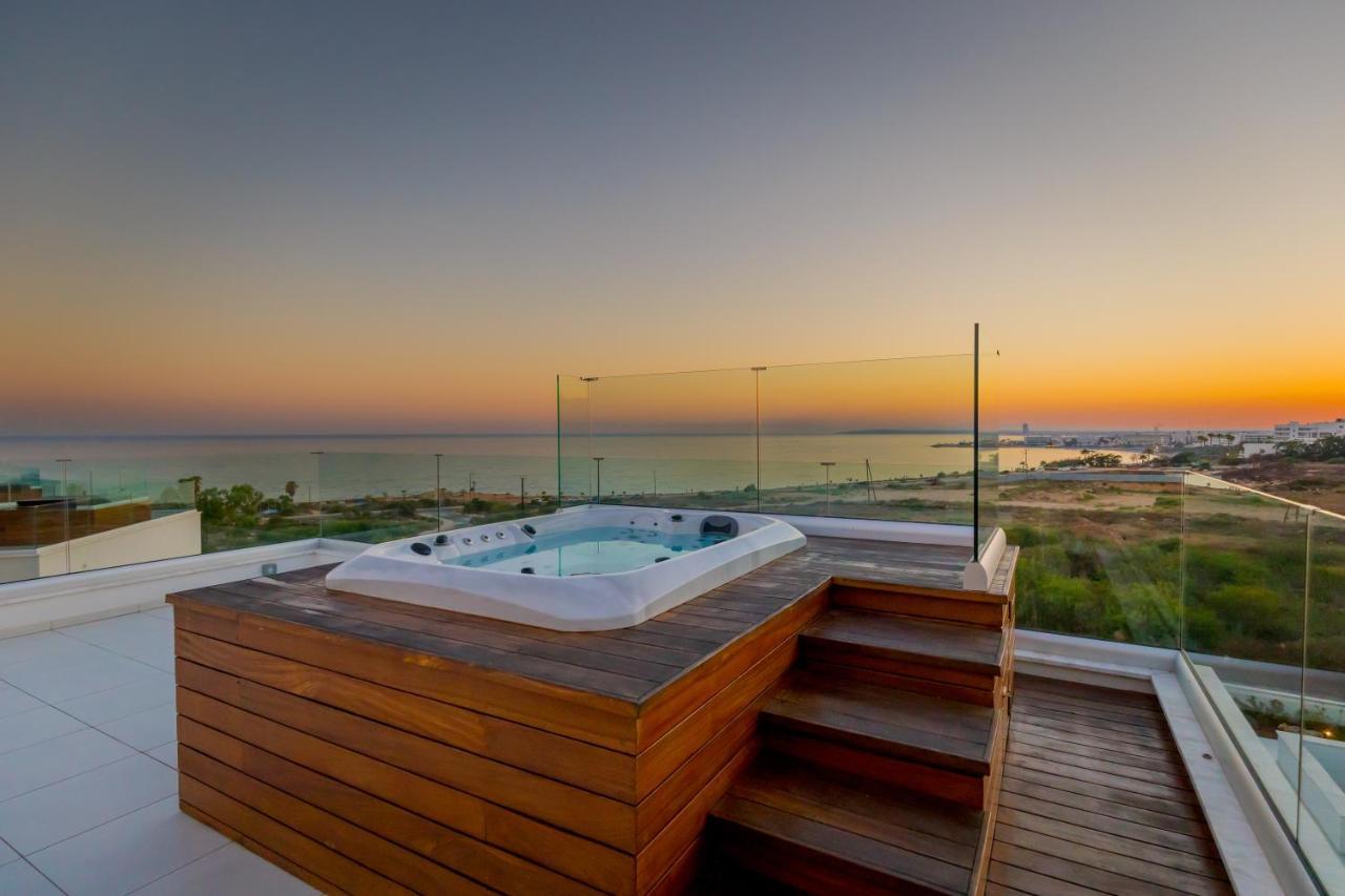 Love Bridge Seaview Villas Ayia Napa Exterior foto